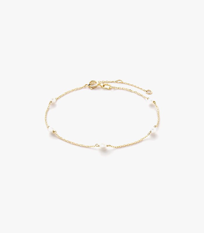 gold pearl station bracelet.jpeg
